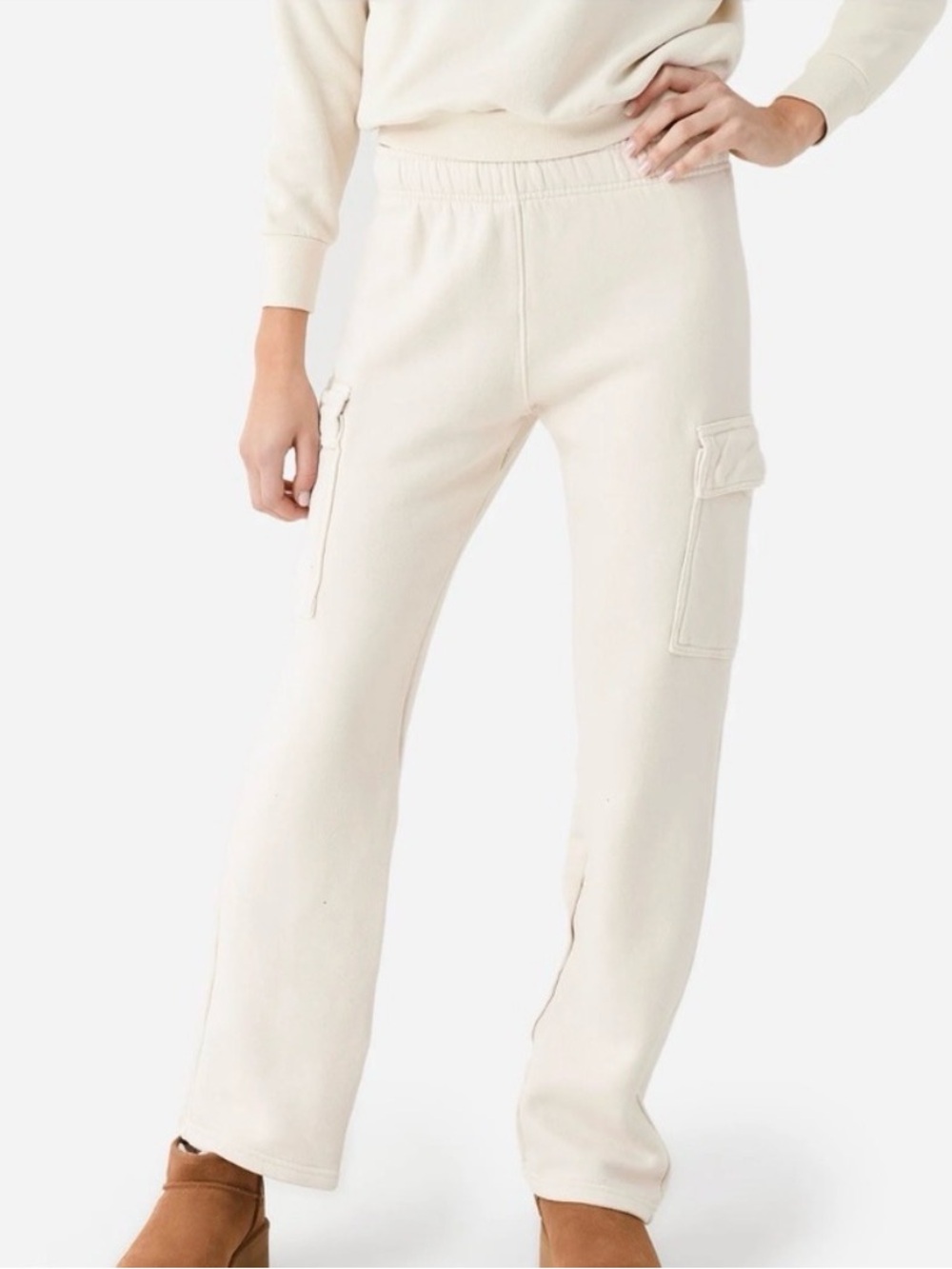 PERFECTWHITETEE Kelly Cargo Sweatpants In Sugar Size Small
